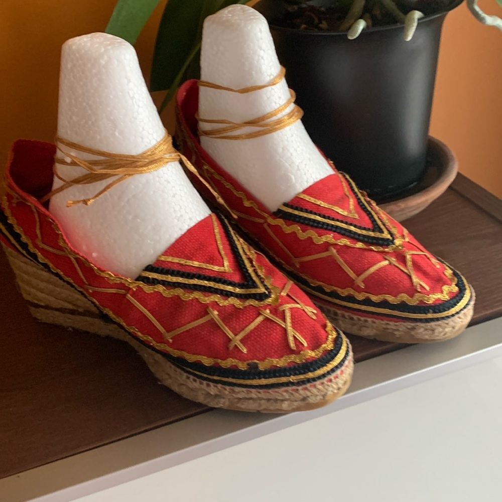 ISL,vintage espadrilles wedges, rare to find. Made in Spain. Heels (7.5 cm)